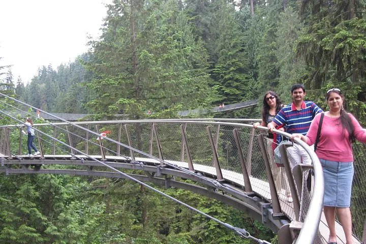 Best of Vancouver Highlights /Suspension Bridge/ Free Pizza Party Tour Private @ Globalduniya
