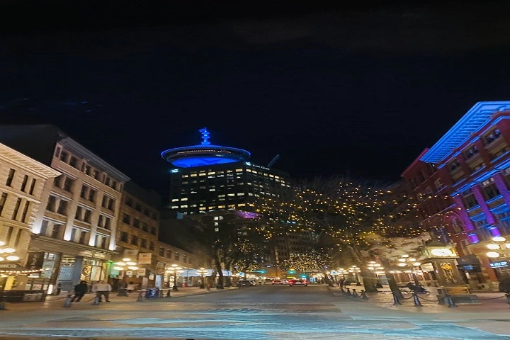 Vancouver Evening 4 Hours Tour with Night Life Attractions Private @ Globalduniya 