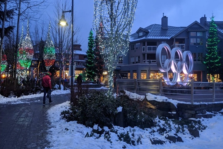 2 Days Squamish, Whistler Ski Resort Tour from Vancouver @Globalduniya 