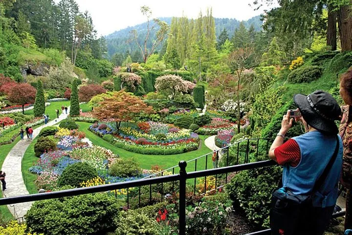 Vancouver->Victoria Tour | Visit Craigdarroch Castle and Butchart Garden Private @ Globalduniya
