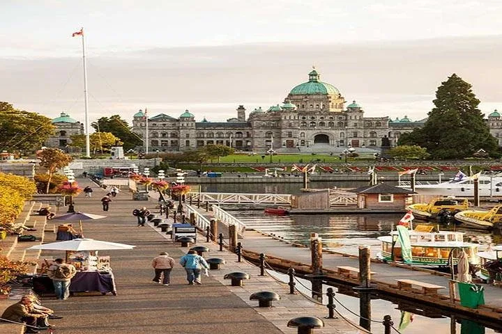 3-Day Vancouver City Tour Package With Whistler and Victoria Optional Private @ Globalduniya