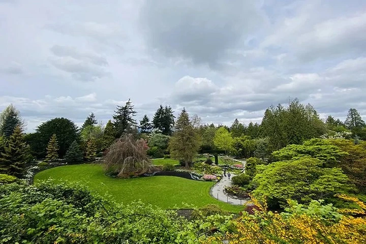 Queen Elizabaith Park,Private Vancouver City Tour,GlobalDuniya 